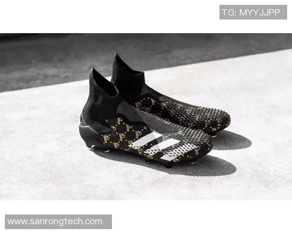 各大足球明星脚下鞋履揭秘 看球场上他们穿的是什么鞋